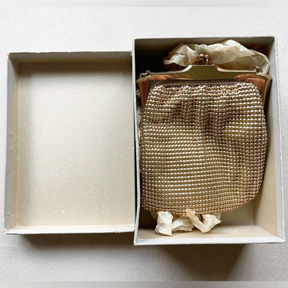 Whiting & Davis Gold Mesh Bag - Picture 5 of 15